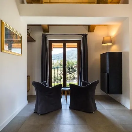 Oda ve Kahvaltı Mehdi's 4*