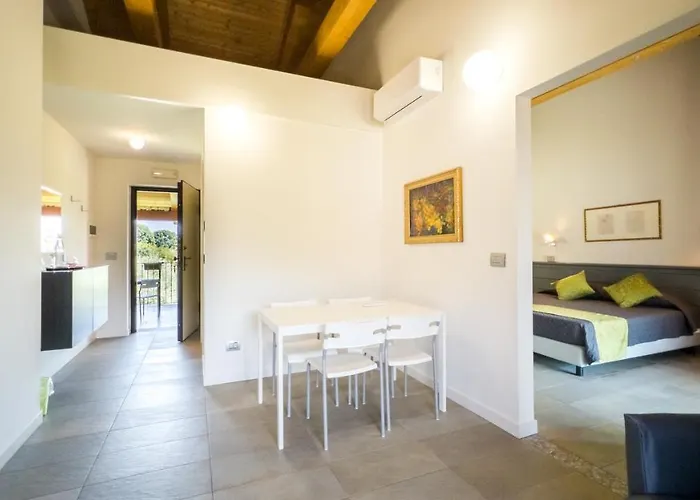 Mehdi's 4* Пинероло